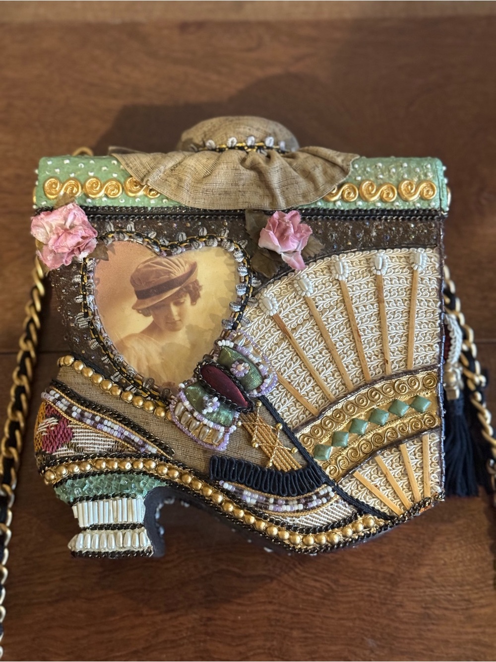 RARE VINTAGE Mary Frances Victorian Boot box bag - Picture 7 of 9